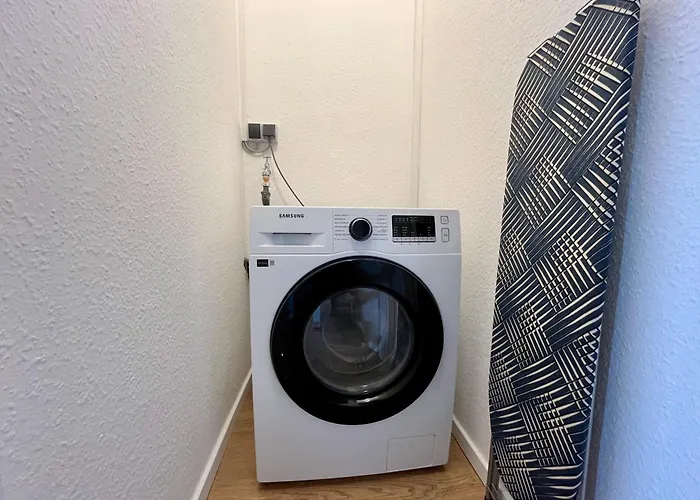 *Top* Moderne Wohnung - Naehe Koeln: Dom, Messe, Flughafen, Lanxess-Arena