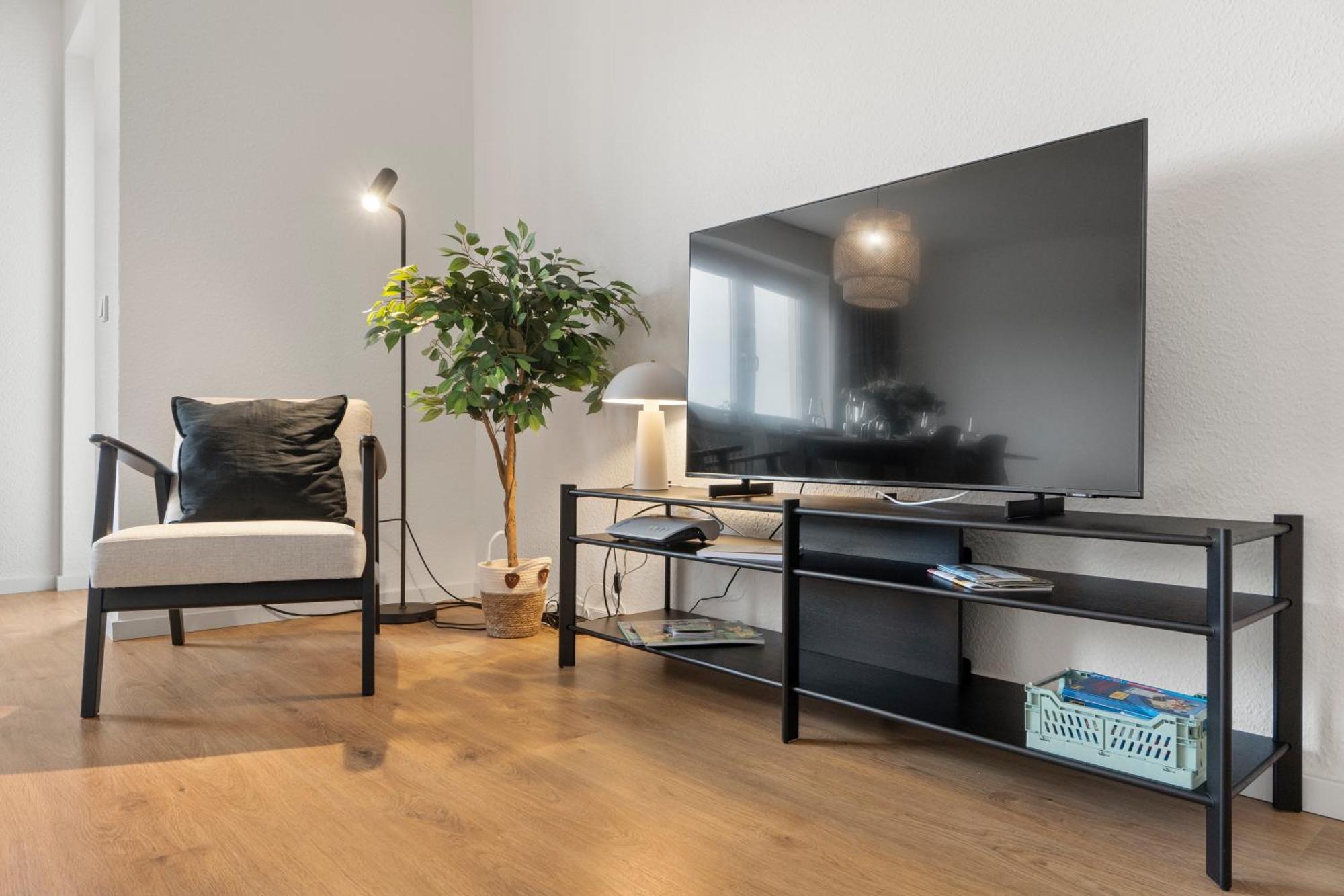 Apartment *top* Moderne - Naehe Koeln: Dom, Messe, Flughafen, Lanxess-arena