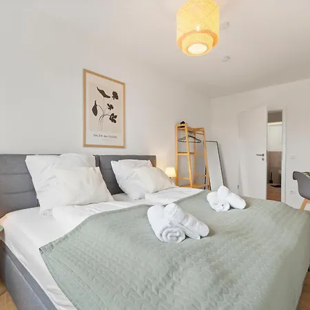 *Top* Moderne Wohnung - Naehe Koeln: Dom, Messe, Flughafen, Lanxess-Arena Бергиш-Гладбах Экстерьер фото